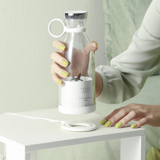 Fresh Juice Pro – Wireless Charging Portable Blender